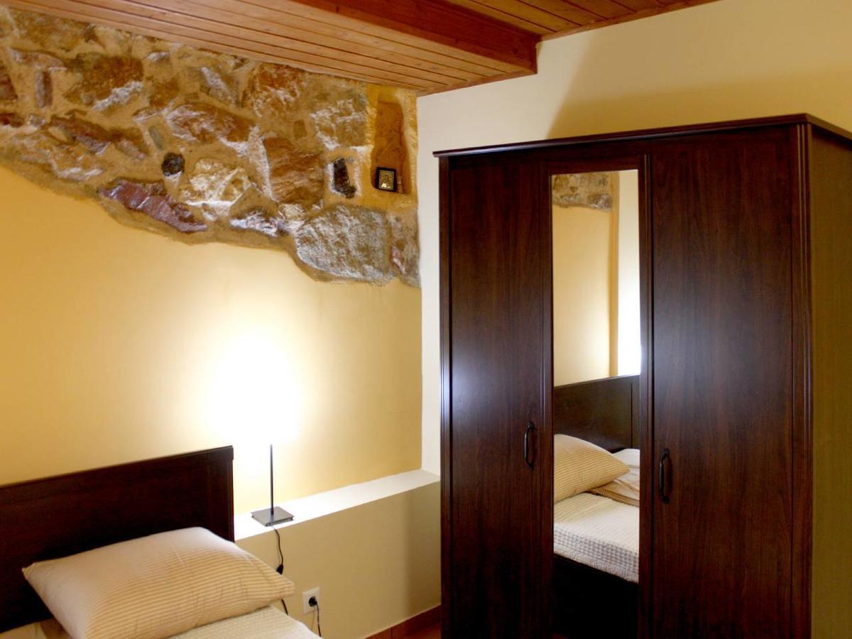 Sweet Stone Apartment In Imittos Атина Екстериор снимка