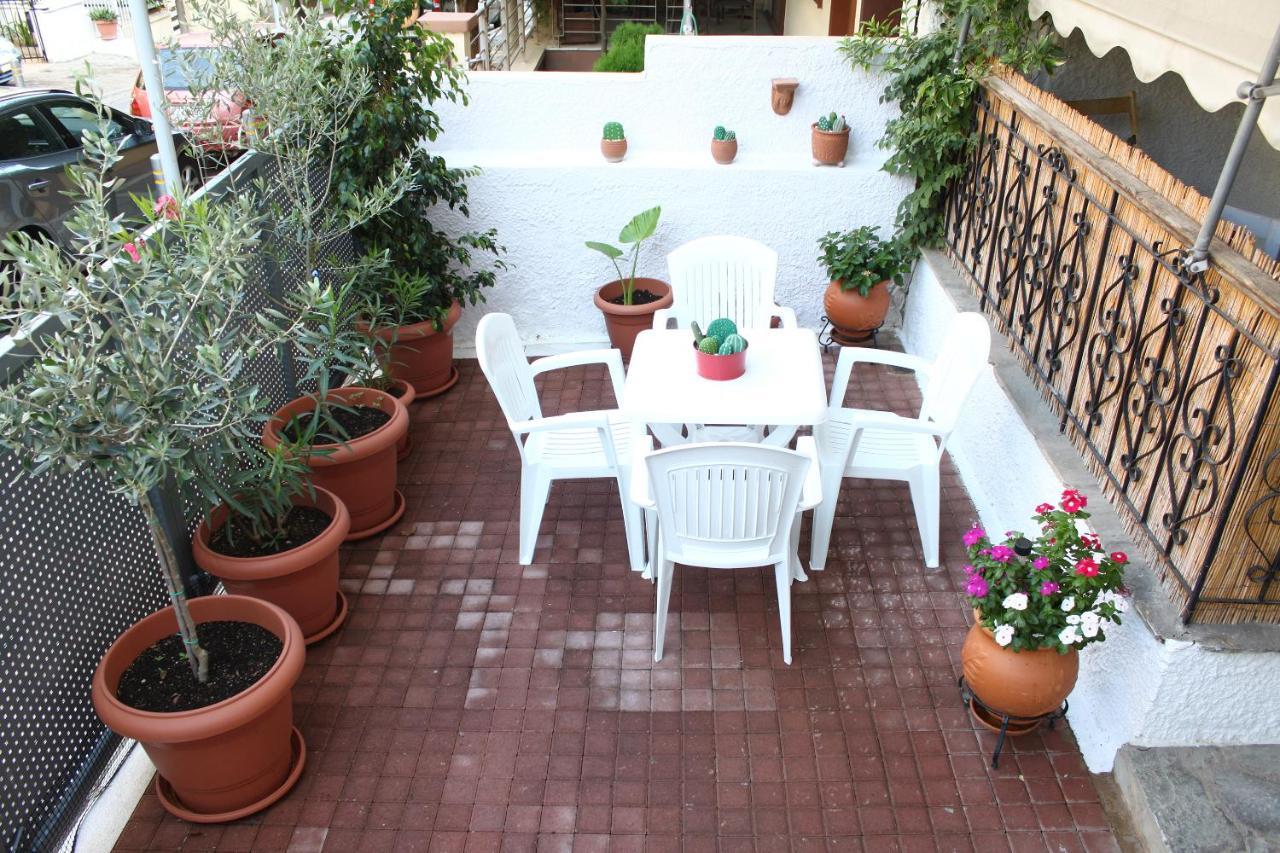 Sweet Stone Apartment In Imittos Атина Екстериор снимка