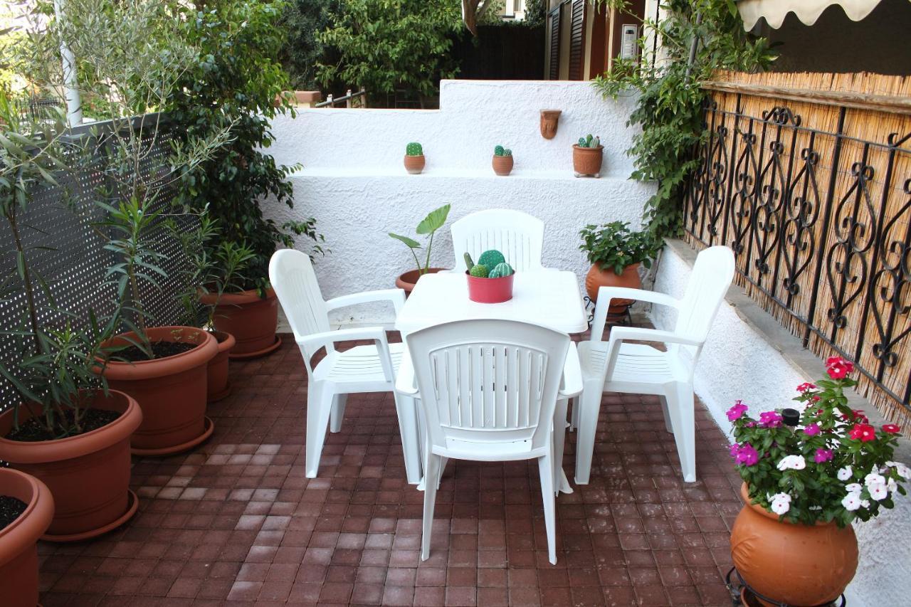 Sweet Stone Apartment In Imittos Атина Екстериор снимка